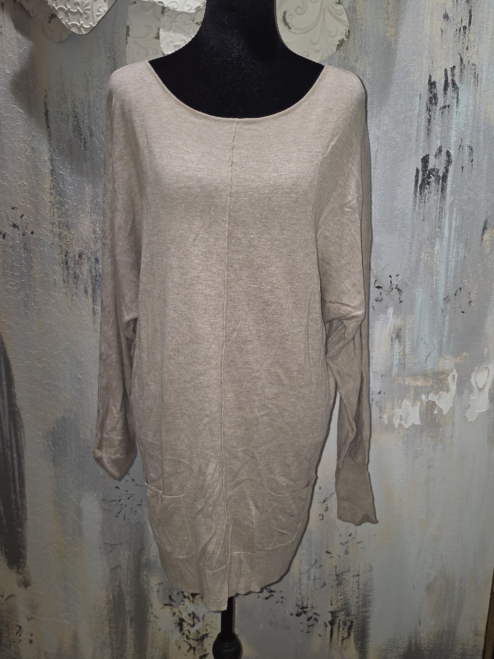 Joseph A Taupe Scoop-Neck Tunic Size Large
